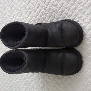 Ugg Boots. Black toddler size 11